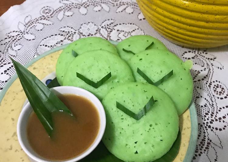 Resep Serabi Pandan oleh Mamawi Kitchen - Cookpad