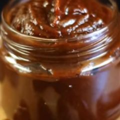 A picture of Khajur Imli Chutney.