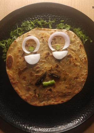 A picture of Karela chilika paratha.