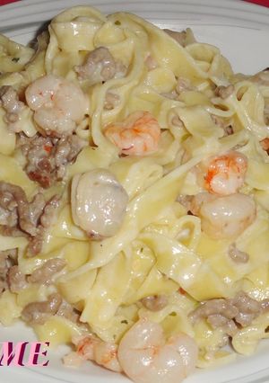 Foto principal de Fetuccini con carne y marisco