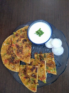 શાહી પરાઠા (Shahi Paratha Recipe In Gujarati) રેસીપી મુખ્ય ફોટો