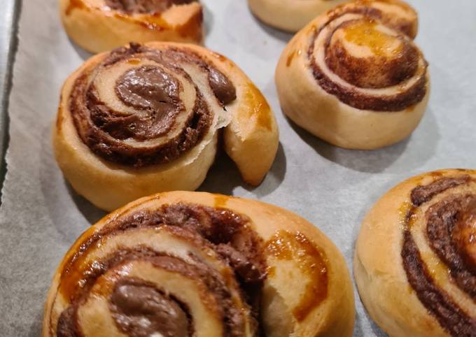 Nutella Rolls