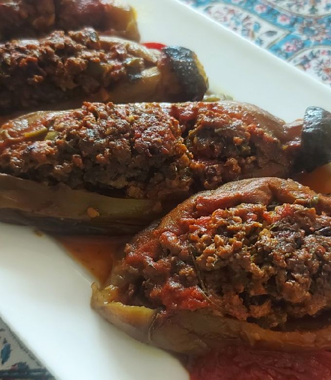 عکسی از دستور بادمجان شکم پر