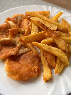 A picture of Halloumi and Chips (Vegetarian).