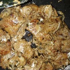 A picture of Resturent style Malai champ.