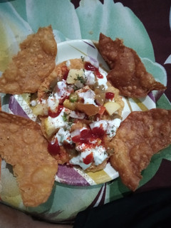 पापड़ी चाट (papdi chaat recipe in hindi) रेसिपी मुख्य फोटो