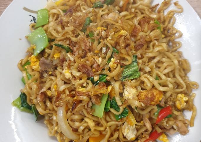 Yuk, Pelajari Asal Usul Mie Goreng Tek-tek Kegemaran Masyarakat Indonesia 