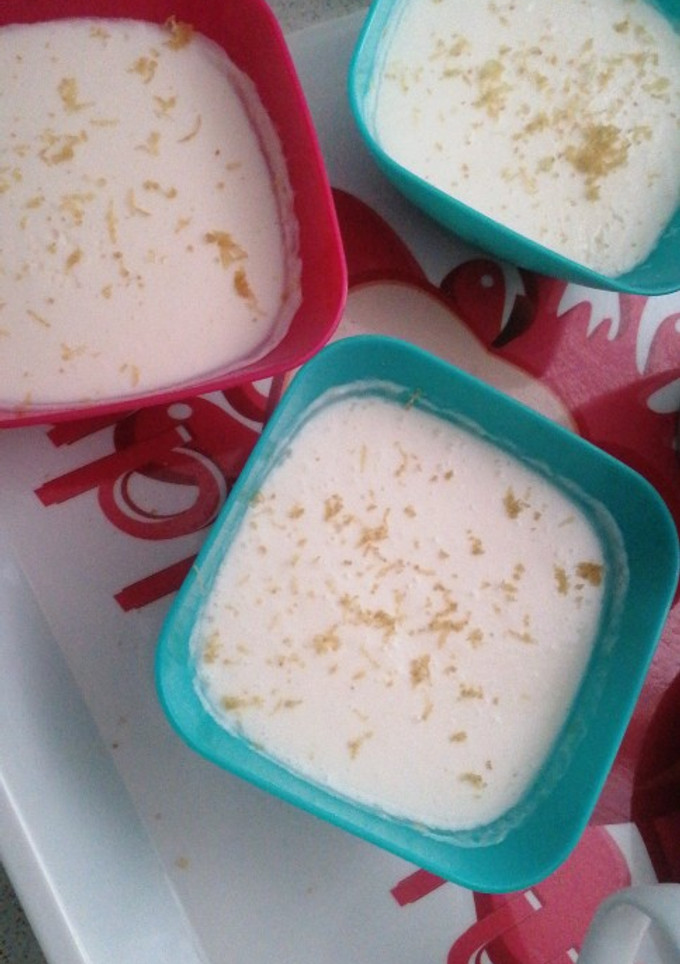 Una foto de Mousse de limón