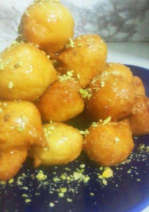 صورة لوصفة طريقة عمل لقيمات بالكاسترد