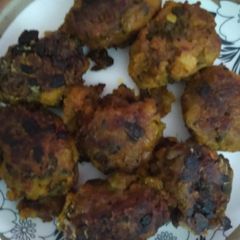 Vegetable pakora A picture of Vegetable pakora.
