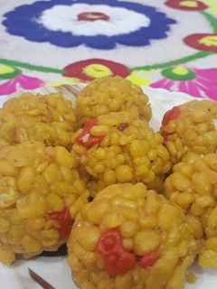 बूंदी के लड्डू (Boondi ke Laddu recipe in Hindi) रेसिपी मुख्य फोटो