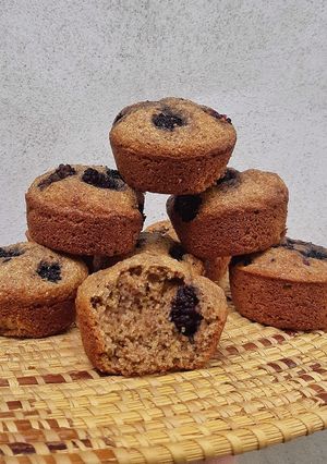 Una foto de Muffins integrales de moras