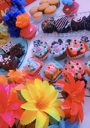 A picture of Vanilla cup cake.