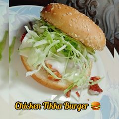 A picture of Chicken Tikka Burger.