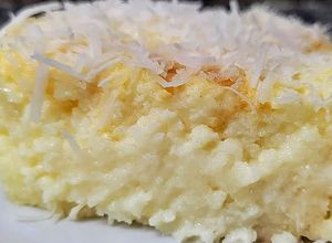 Foto de Bolo de Coco Húmido