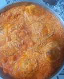 Arroz con Pollo y Salchichas Picantes en Salsa
