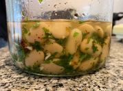 Una foto de poroto al escabeche