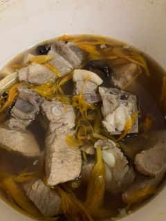 香菇金針排骨湯 的食譜成品照片