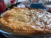 Una foto de tarta de atún en aceite