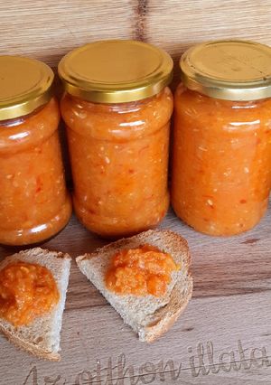 Pikáns cukkini recept fotója