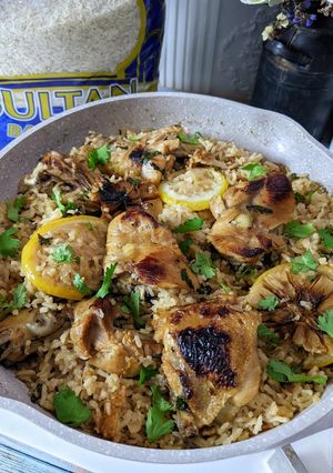 Gambar One pan greek lemon chicken rice with roast garlic