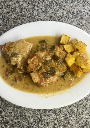 Una foto de Matambrito de cerdo al verdeo