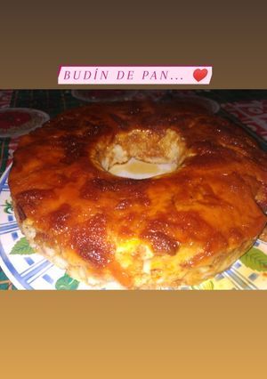 Una foto de Budín de pan... ♥️👩🏻🍳