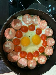 عکسی از دستور سوسیس تخم مرغ