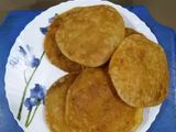 चणाडाळ कचोरी (Chana Dal Kachori Recipe In Marathi)