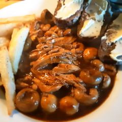 A picture of Sig,s Mushroom and Chicken.