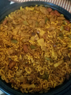 Una foto de Fideuá con carne (a la vikinga como le digo yo 😄)