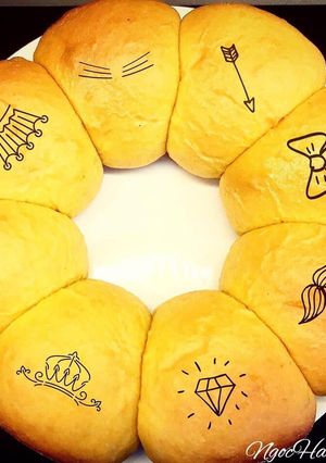 Hình của món Bánh mì bí đỏ.