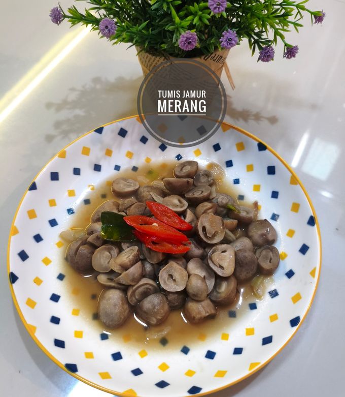Foto resep Tumis Jamur Merang
