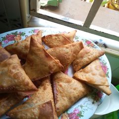 A picture of Veggie samosa.