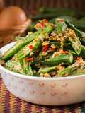 Stir-fried Okra with Egg