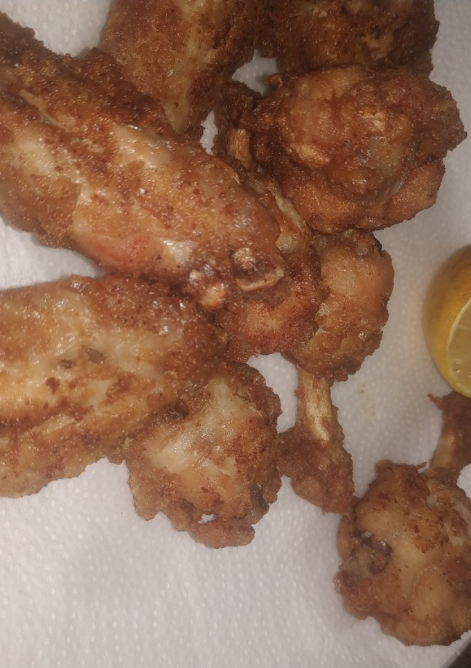Una foto de Bolas pollo chinas o alitas crujientes