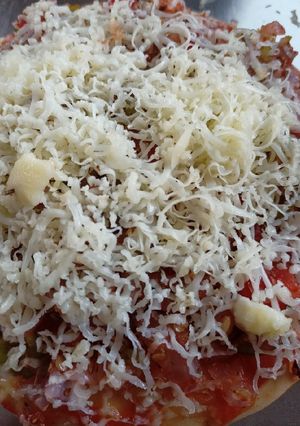 A picture of Veg pizza.