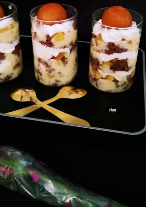 A picture of Gulab jamun trifle.