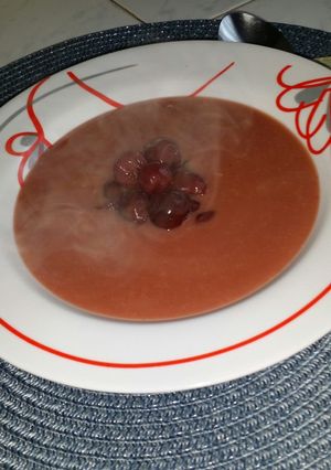 Meggyleves recept fotója