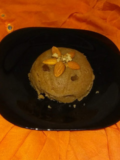 A picture of Semolina/Rwa Halwa.