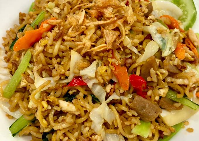 Resep Nasi Goreng Mawut Indomie Oleh Novia Silviany Cookpad