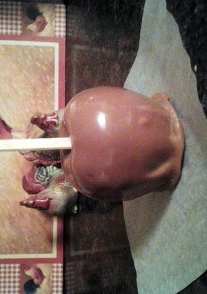 A picture of Carmel apples.