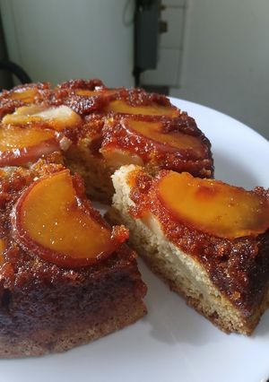 Una foto de Torta invertida de manzana🍎!!