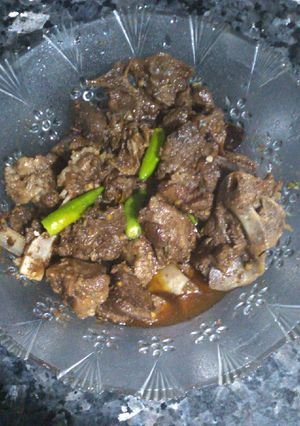 A picture of Bhuna Masala Gosht.