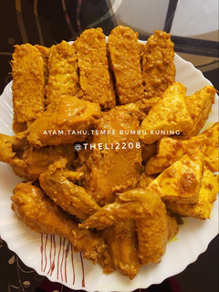 Foto resep Ayam,tahu,tempe bumbu kuning