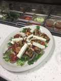 Ensalada con pollo ala parrilla