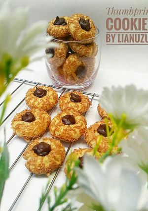Foto resep Thumbprint Cookies