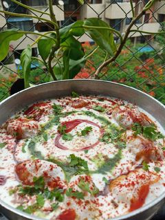 दही भल्ले (Dahi bhalle recipe in hindi) रेसिपी मुख्य फोटो