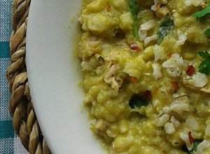 Foto di Riso integrale con crema di piselli e tonno (ricetta light)