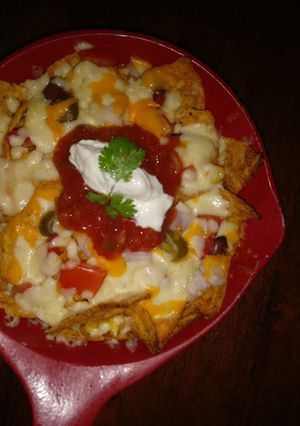 A picture of Tangy Chicken & Nachos Cheese Blast.